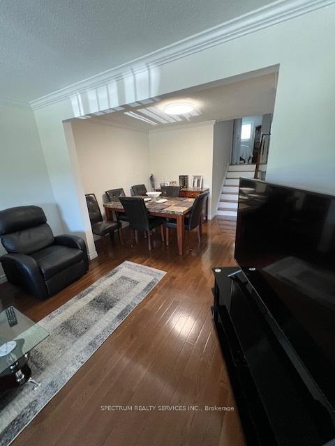 Photo 9 of 15 Albany Drive, Vaughan, West Woodbridge — HOMEH