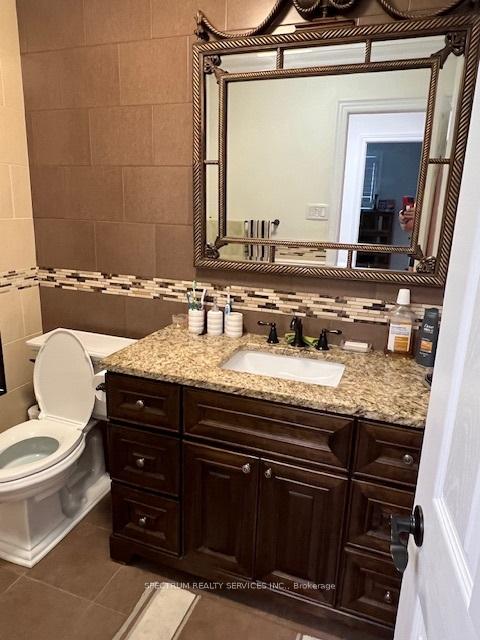 Photo 12 of 15 Albany Drive, Vaughan, West Woodbridge — HOMEH