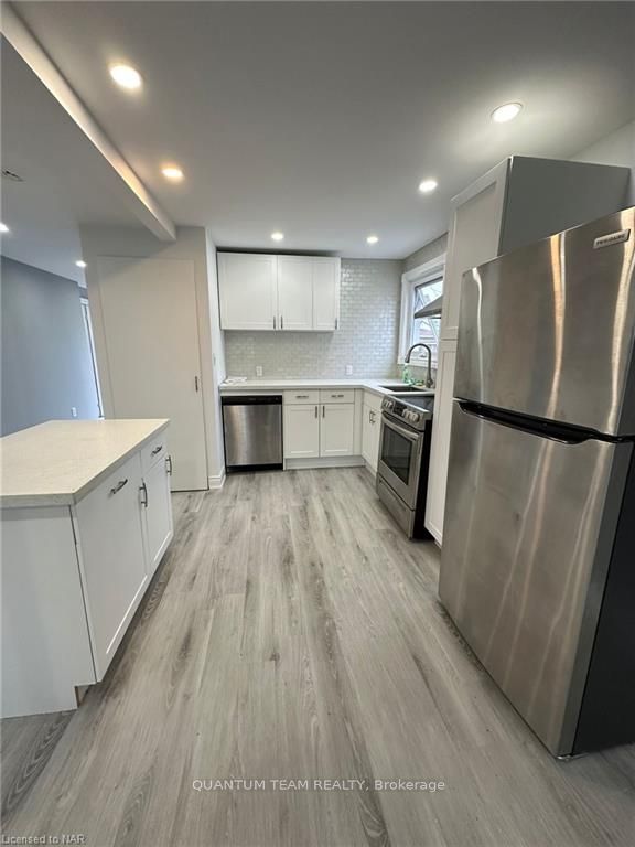Photo 15 of 330 Dieppe Street, Welland, Lincoln/Crowland — HOMEH