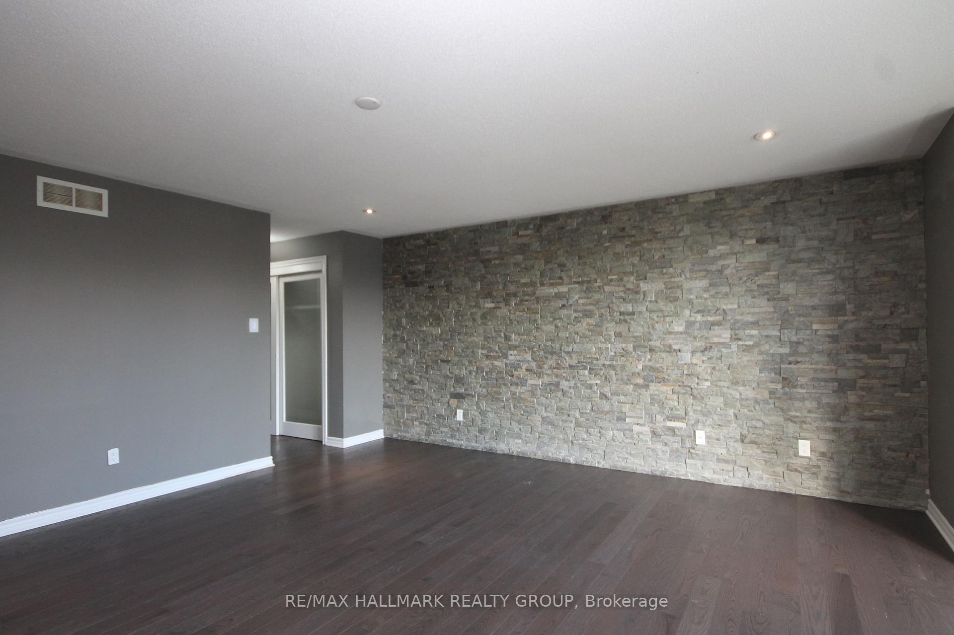 Photo 25 of 322 Fairlakes Way, Ottawa, Avalon East — HOMEH
