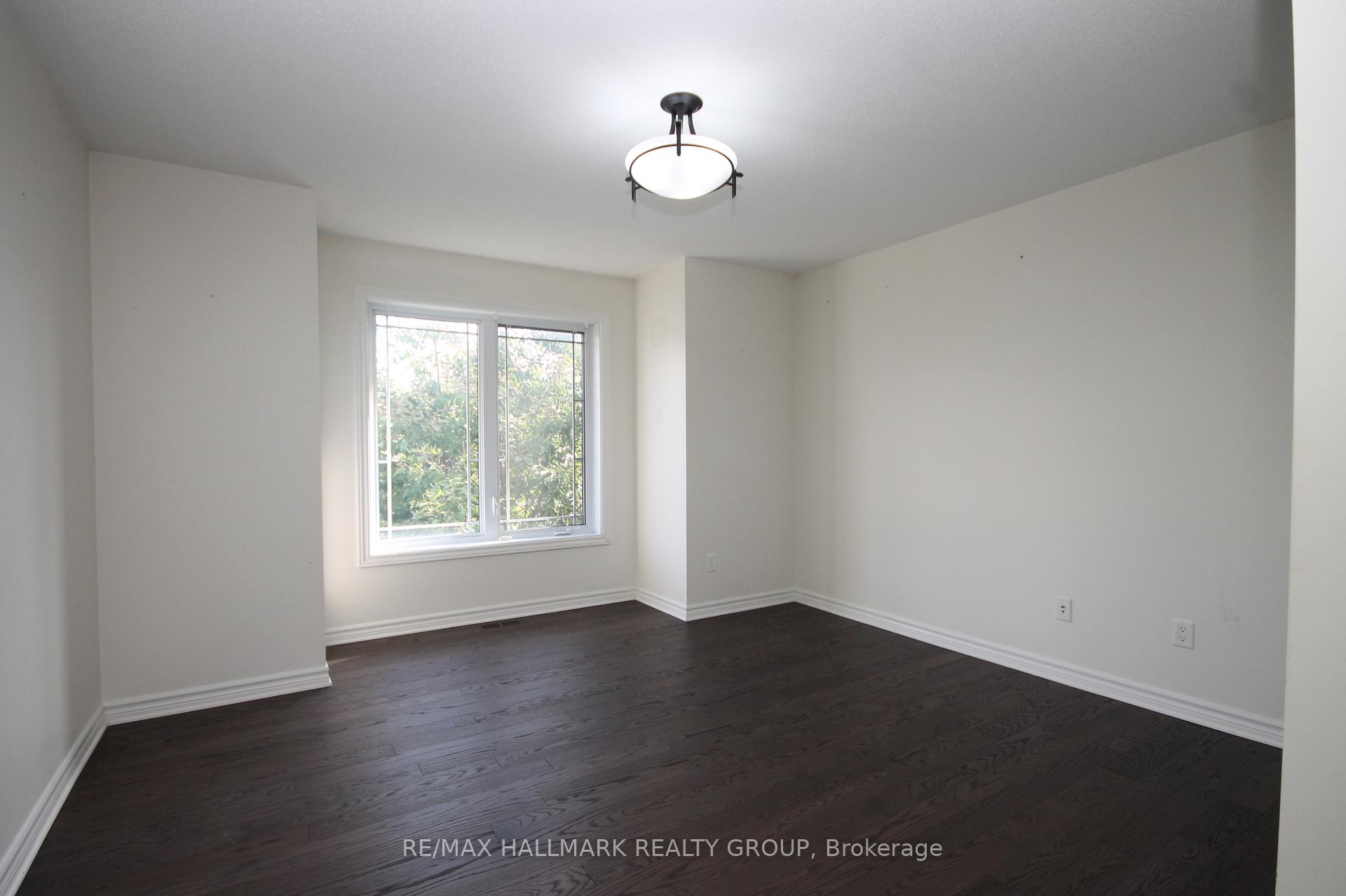 Photo 30 of 322 Fairlakes Way, Ottawa, Avalon East — HOMEH