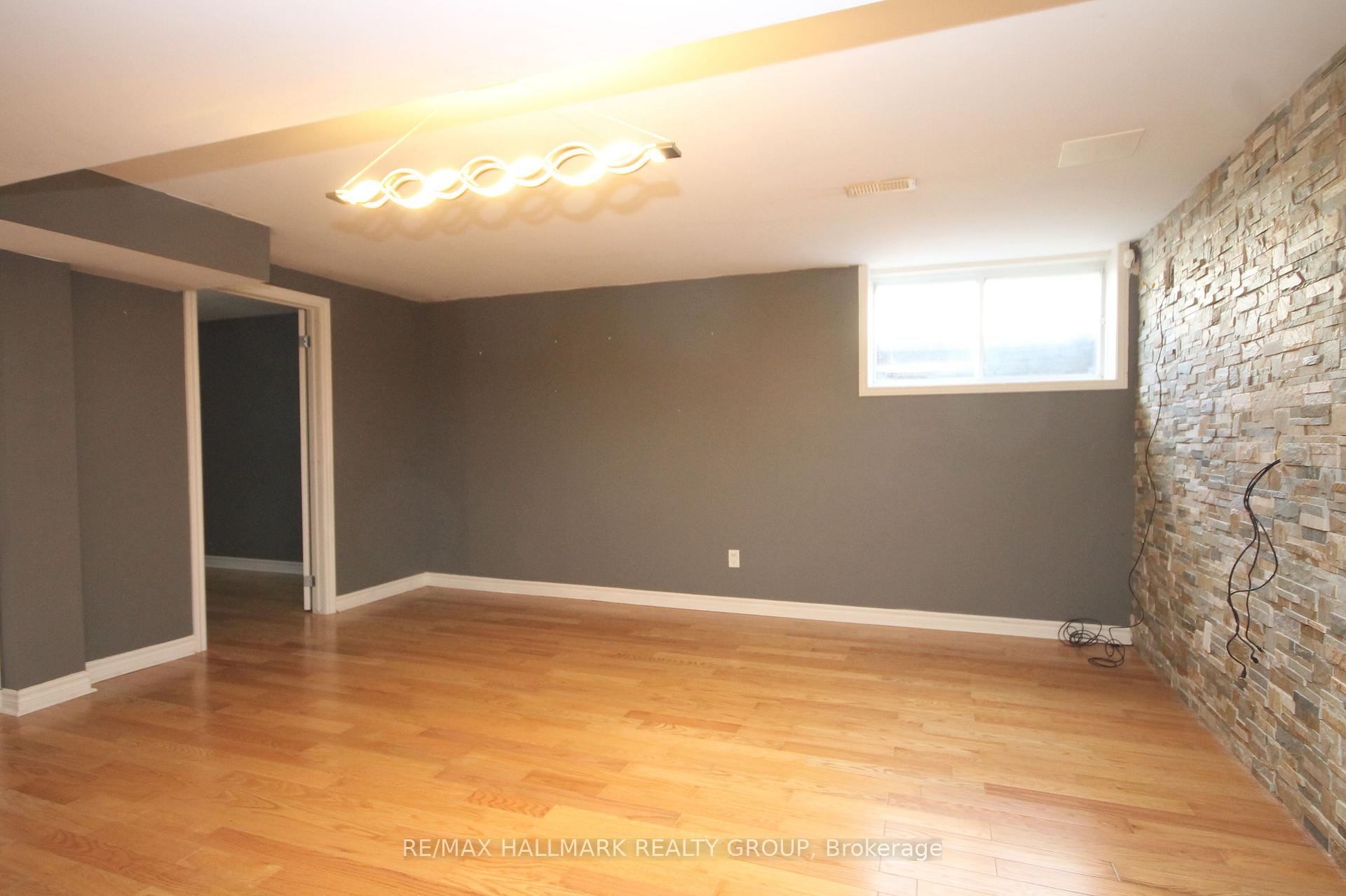 Photo 37 of 322 Fairlakes Way, Ottawa, Avalon East — HOMEH