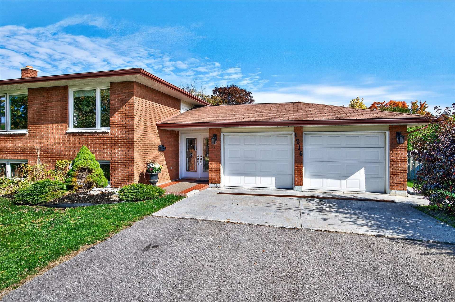 Photo 4 of 1216 Hilliard Street, Peterborough, Northcrest Ward 5 — HOMEH
