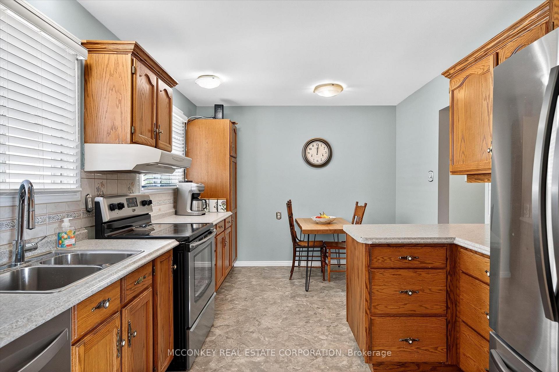 Photo 12 of 1216 Hilliard Street, Peterborough, Northcrest Ward 5 — HOMEH