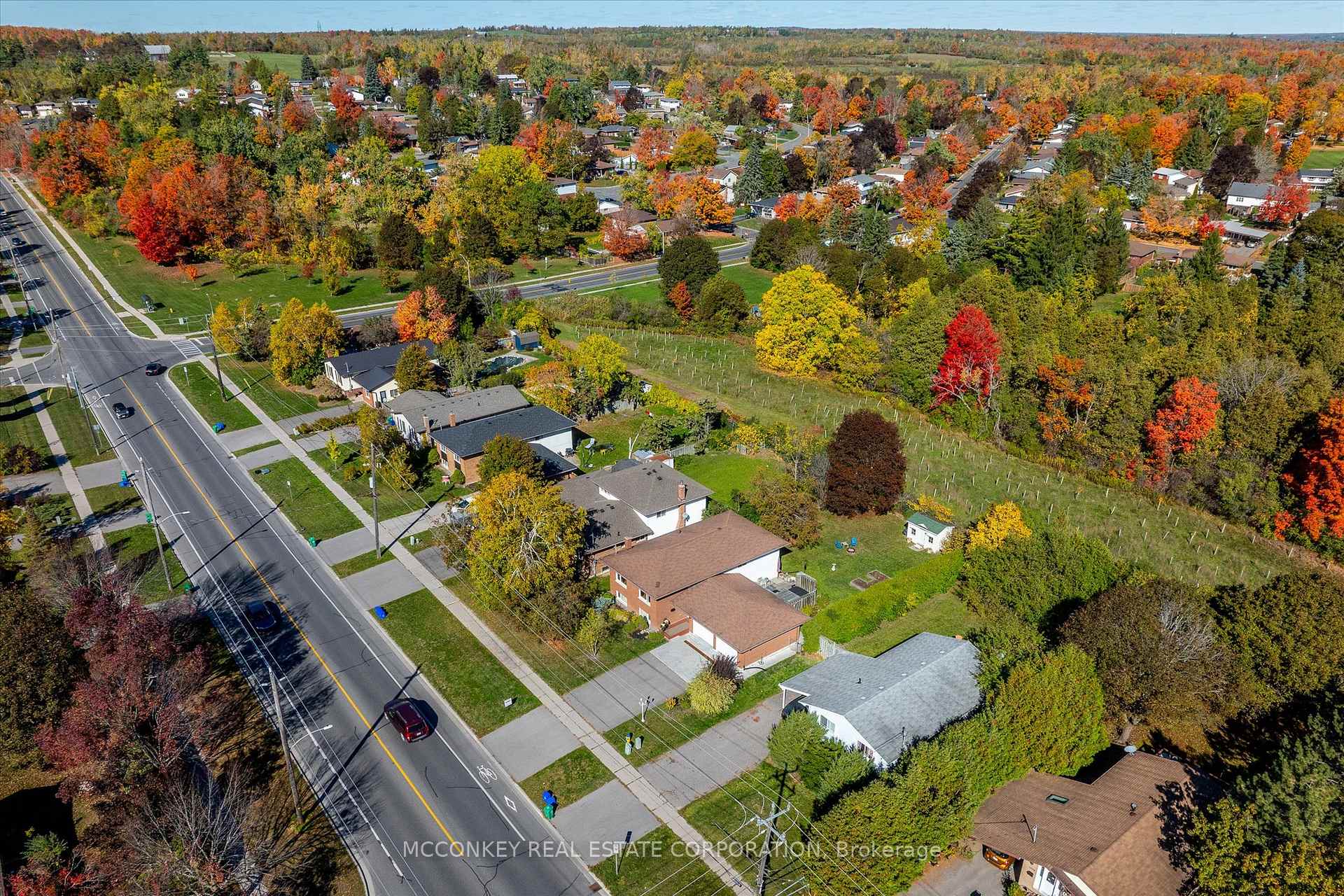 Photo 31 of 1216 Hilliard Street, Peterborough, Northcrest Ward 5 — HOMEH