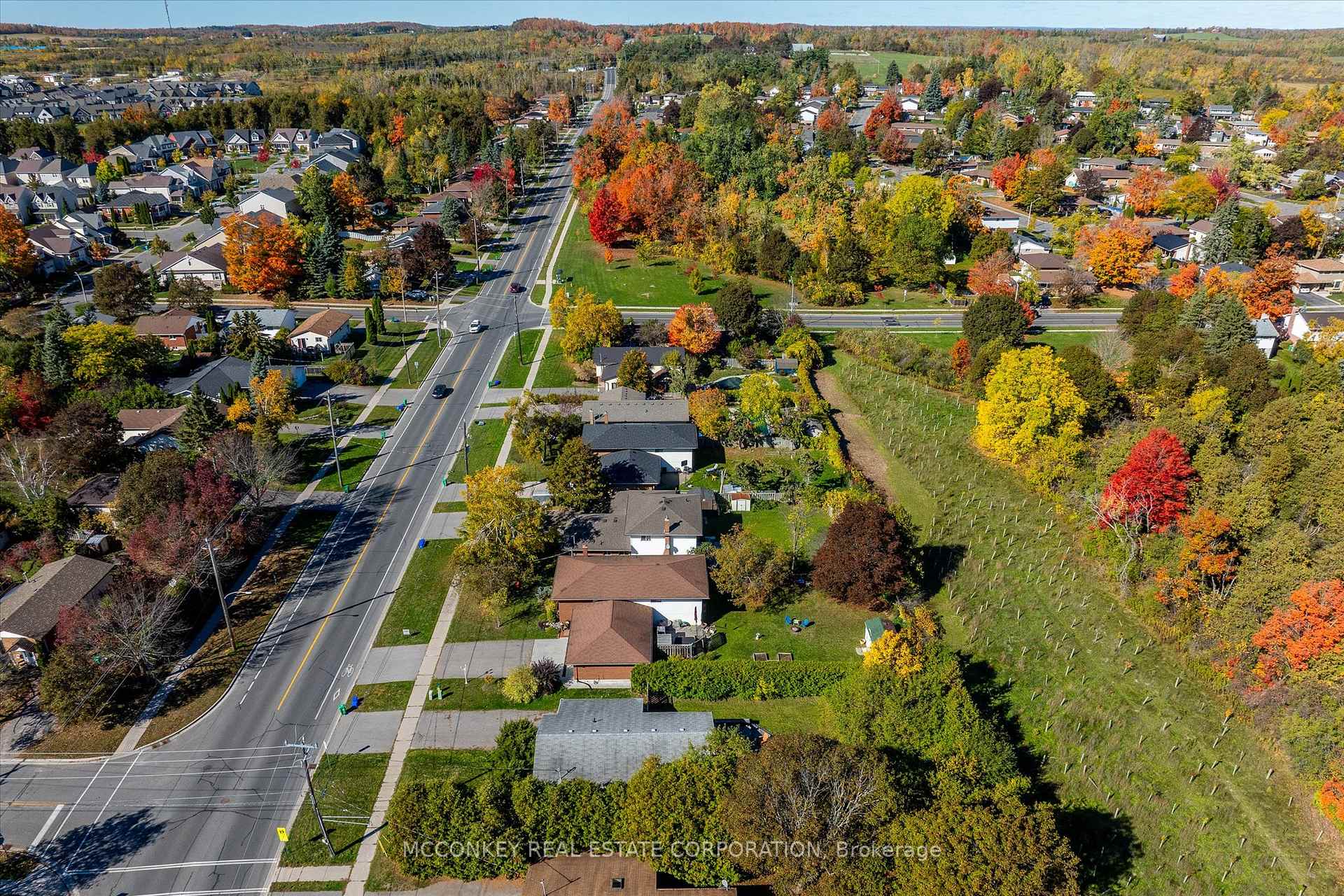 Photo 32 of 1216 Hilliard Street, Peterborough, Northcrest Ward 5 — HOMEH