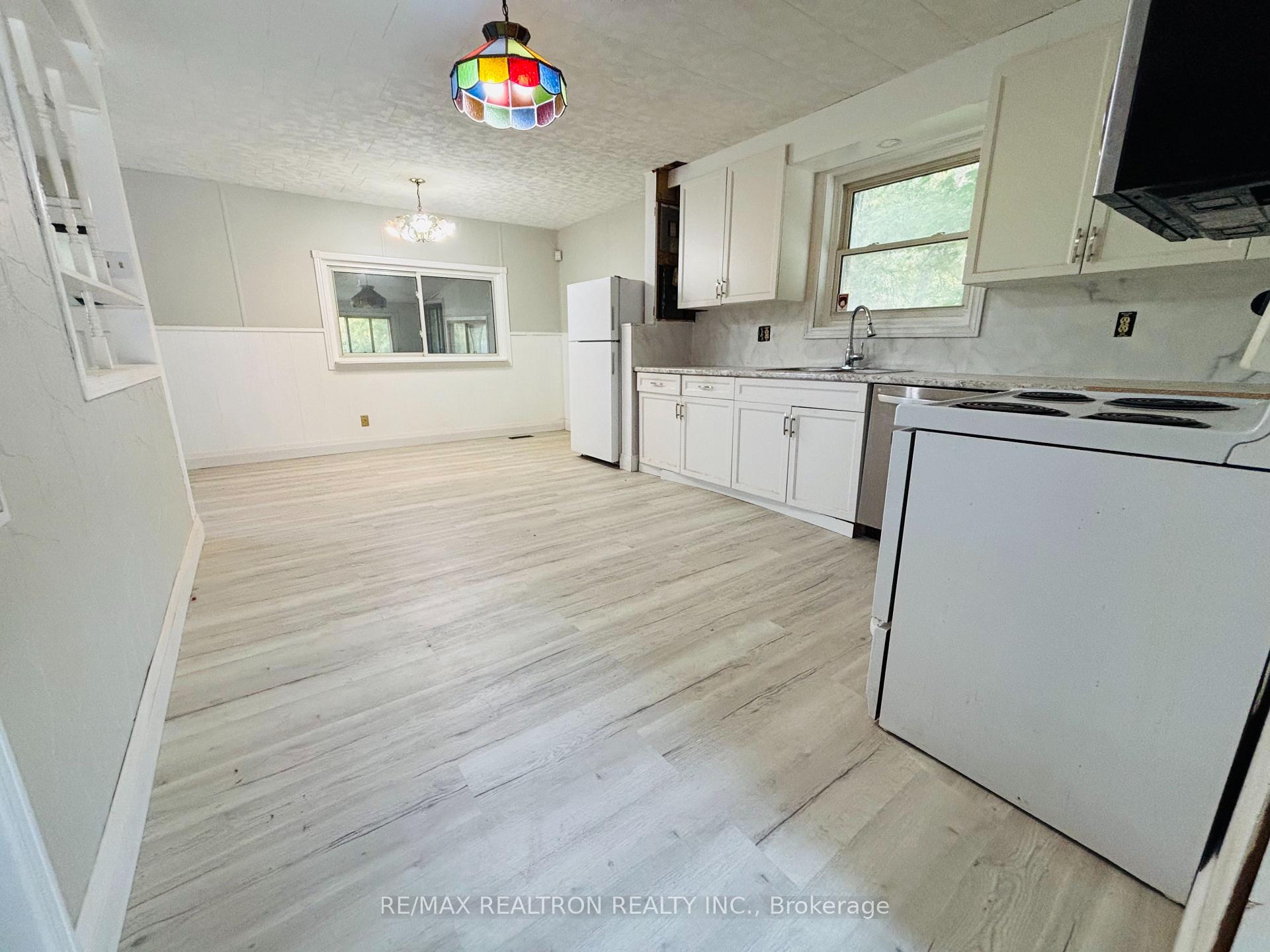 Photo 6 of 850 Lockhart Road, Barrie, Rural Barrie Southeast — HOMEH