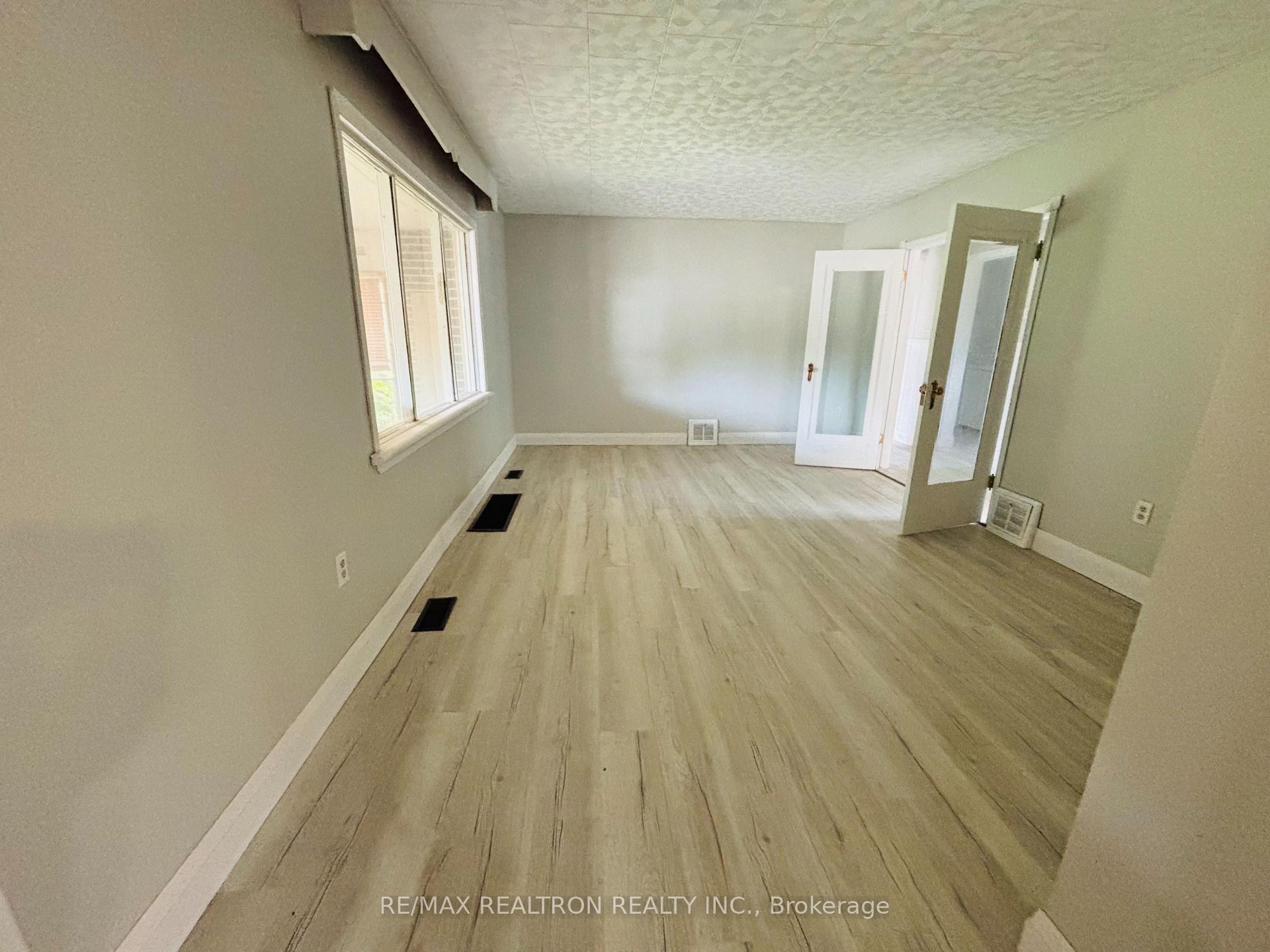 Photo 7 of 850 Lockhart Road, Barrie, Rural Barrie Southeast — HOMEH