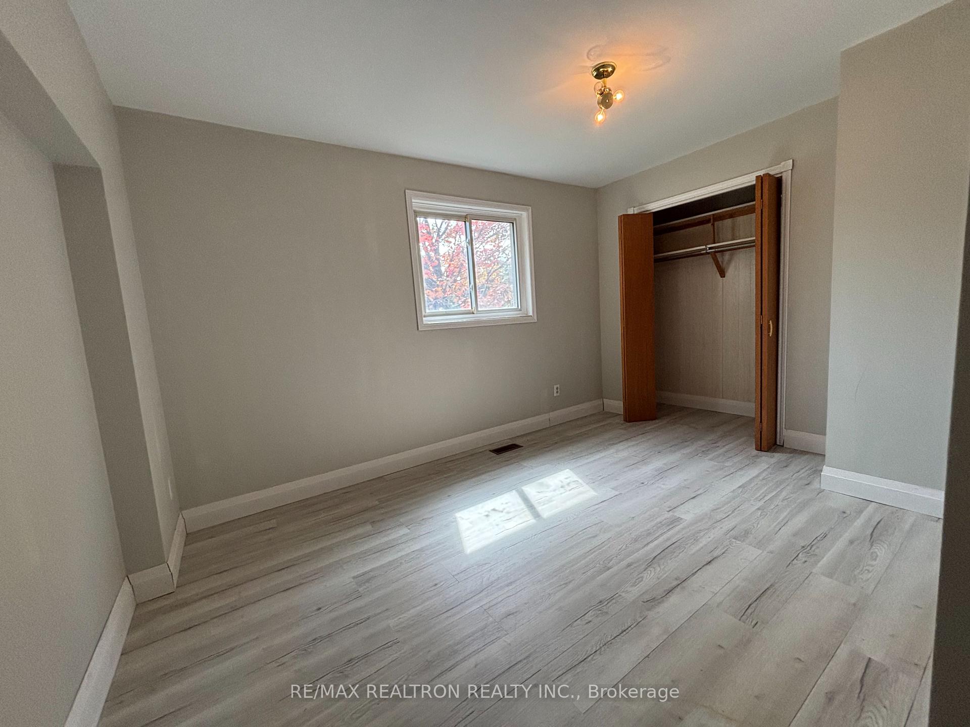 Photo 11 of 850 Lockhart Road, Barrie, Rural Barrie Southeast — HOMEH