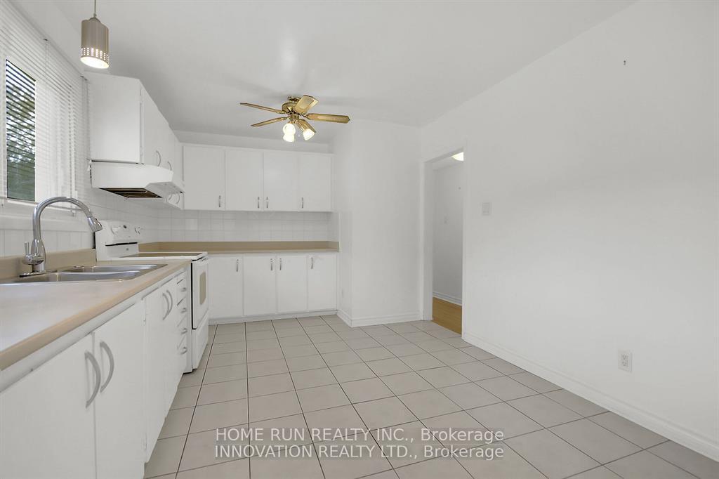 Photo 12 of Unit 2, 859 Tavistock Street, Ottawa, Queensway Terrace North — HOMEH