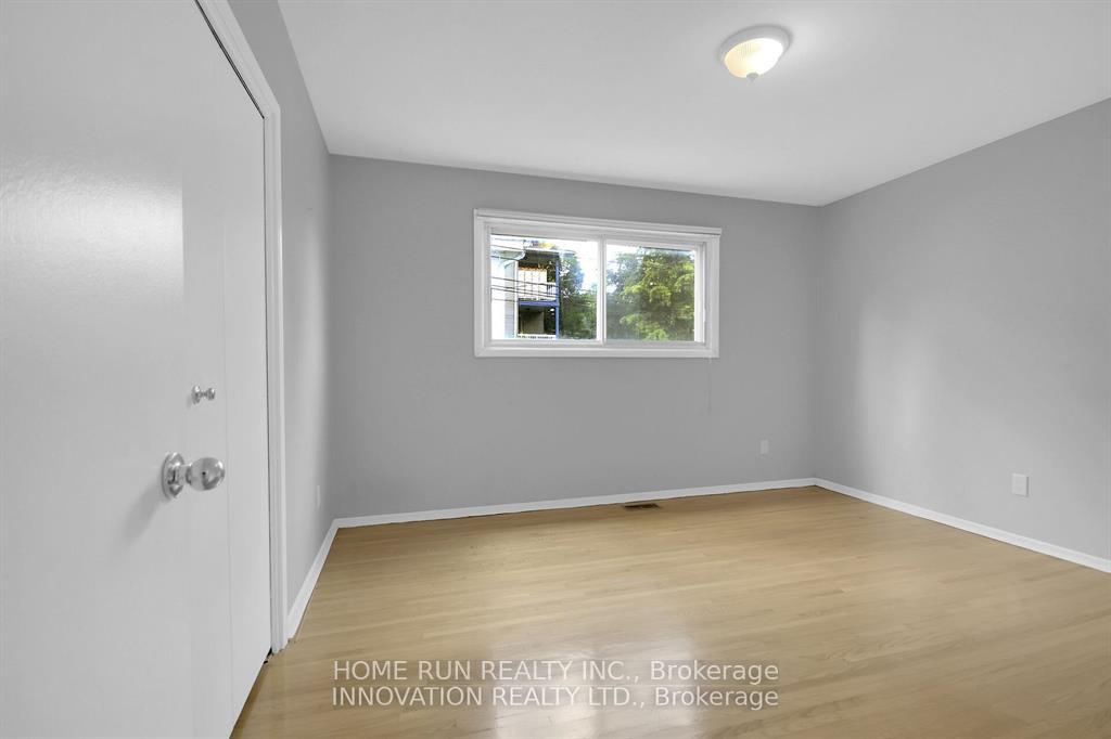 Photo 13 of Unit 2, 859 Tavistock Street, Ottawa, Queensway Terrace North — HOMEH