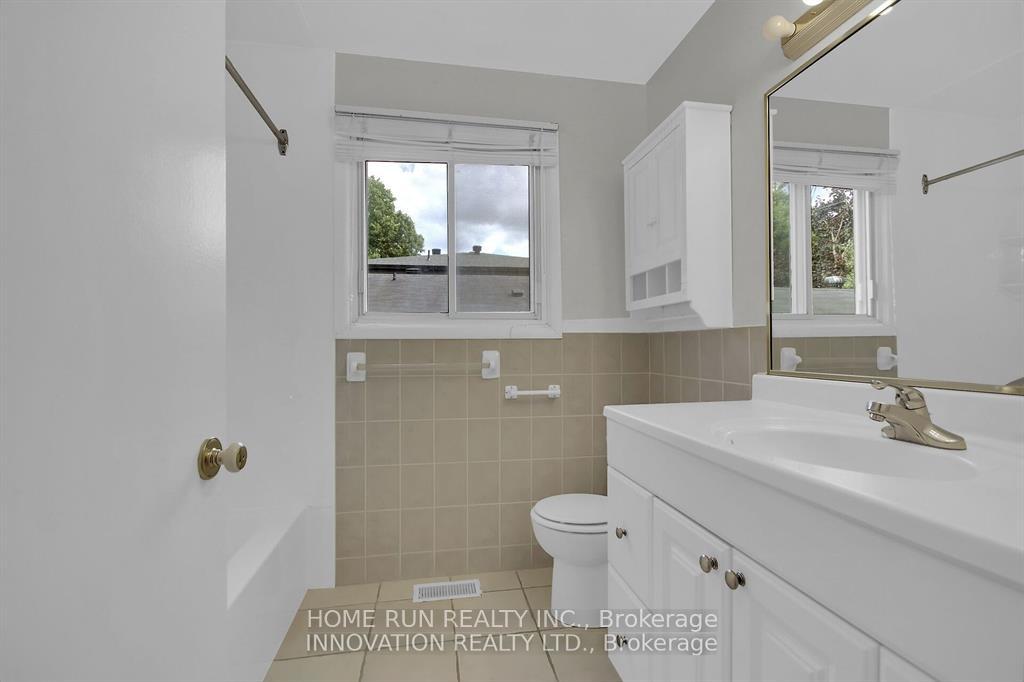 Photo 15 of Unit 2, 859 Tavistock Street, Ottawa, Queensway Terrace North — HOMEH