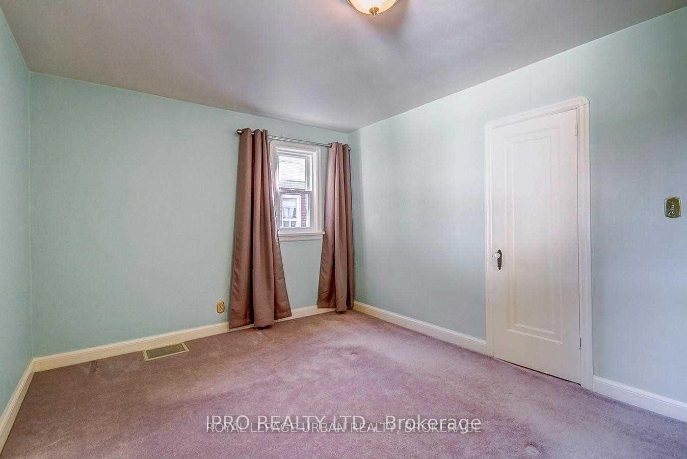 Photo 14 of 87 Oakes Avenue, Oshawa, O'Neill — HOMEH