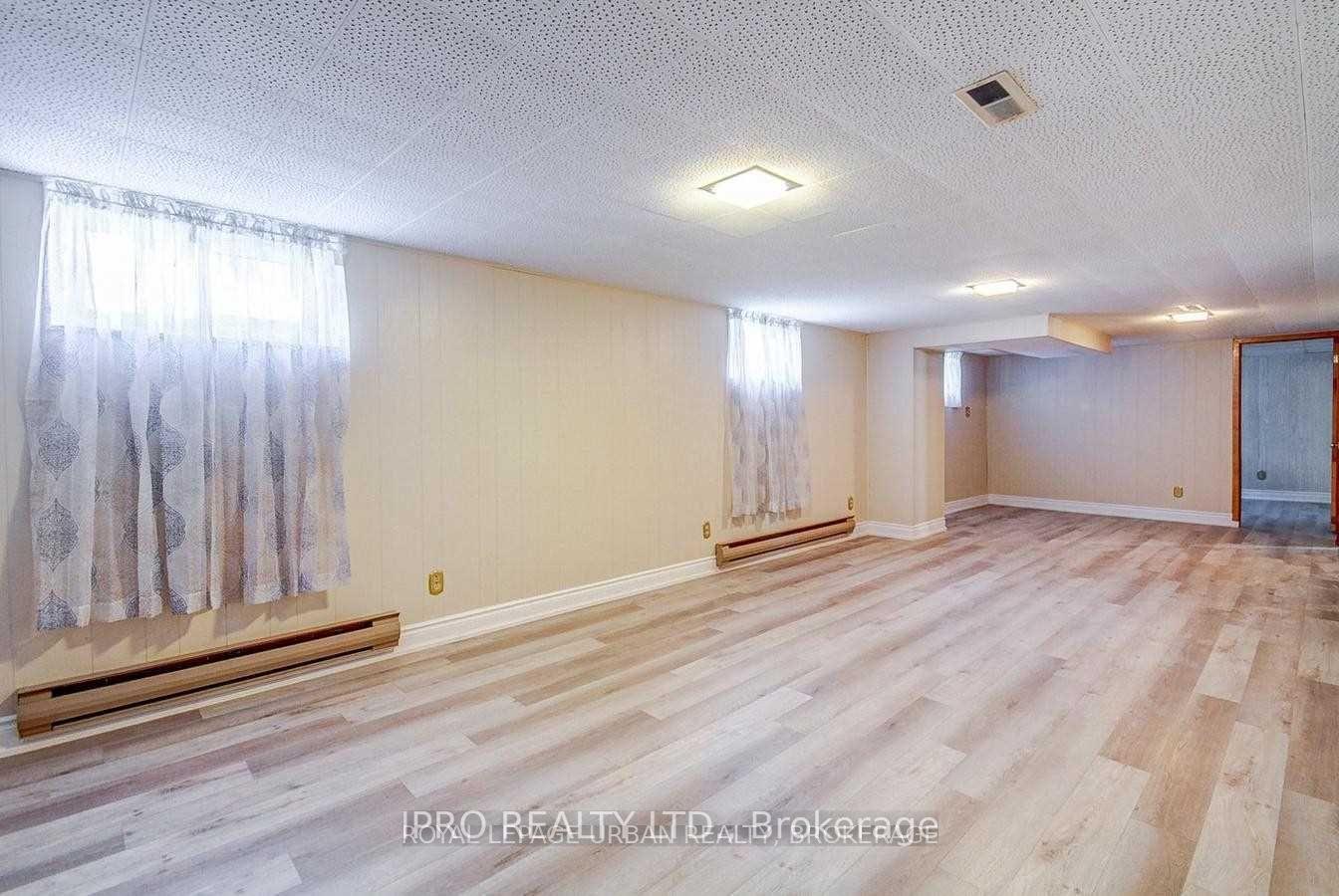 Photo 21 of 87 Oakes Avenue, Oshawa, O'Neill — HOMEH