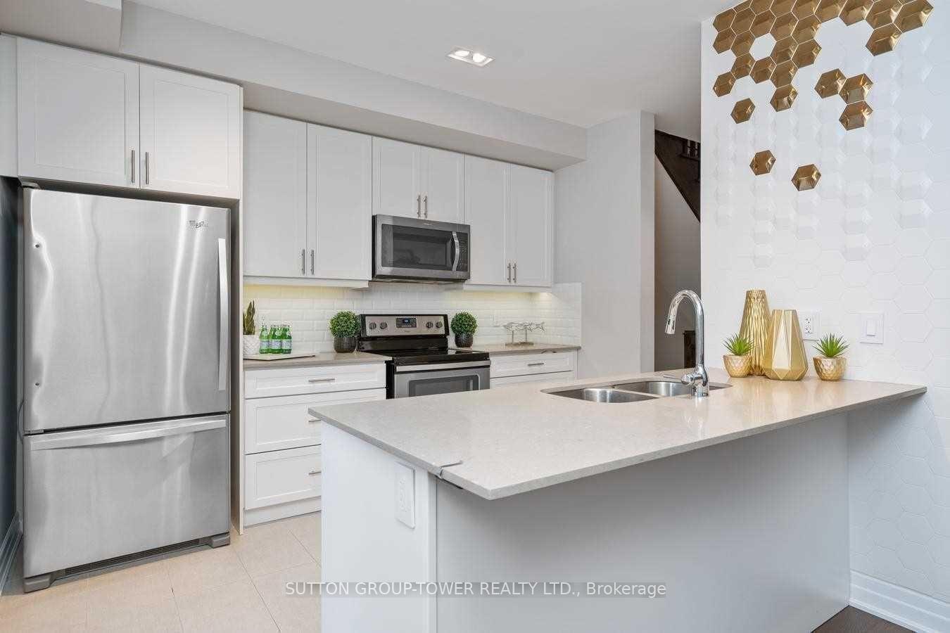 Photo 15 of 8238 Kipling Avenue, Vaughan, West Woodbridge — HOMEH