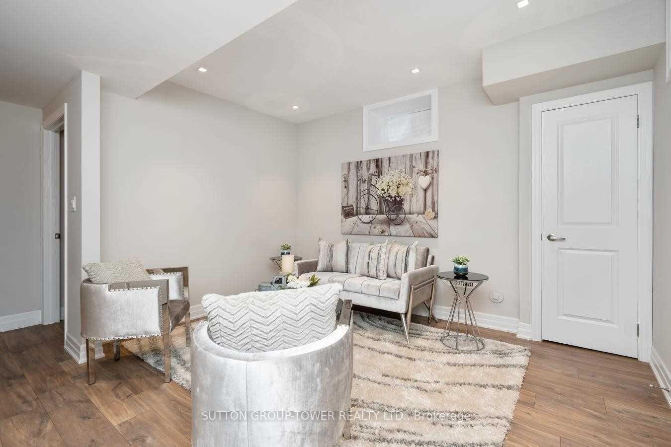 Photo 24 of 8238 Kipling Avenue, Vaughan, West Woodbridge — HOMEH