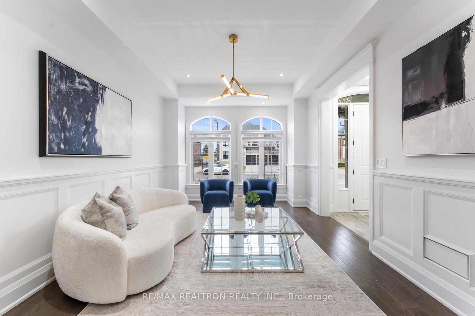 Photo 7 of 62 Endless Circle, Vaughan, Kleinburg — HOMEH