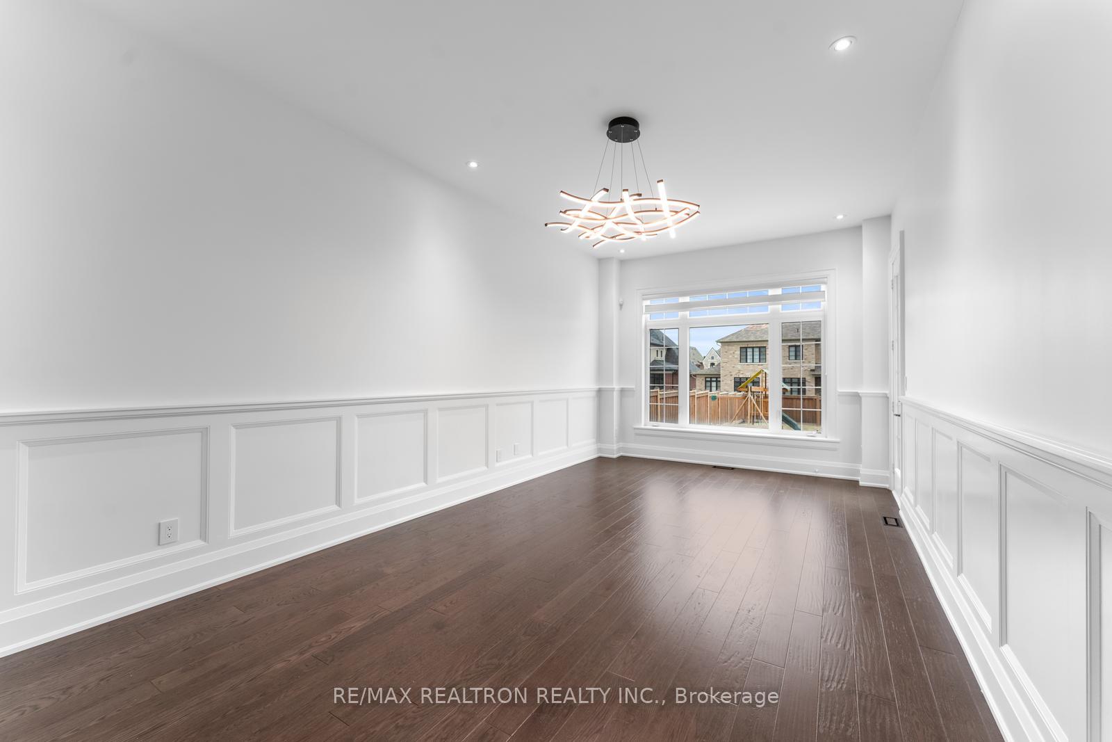 Photo 21 of 62 Endless Circle, Vaughan, Kleinburg — HOMEH
