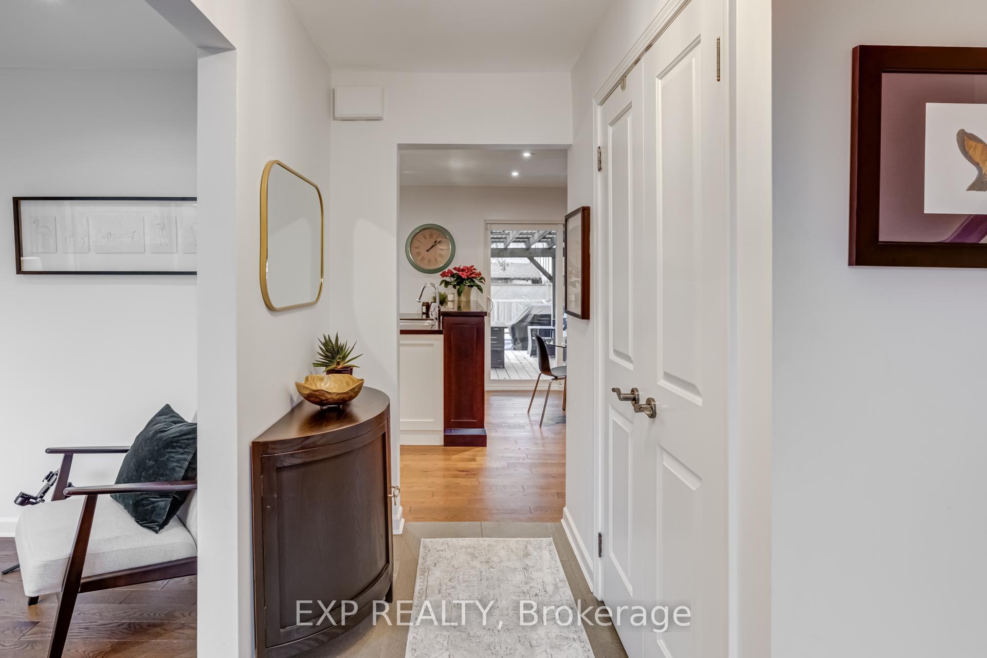 Photo 3 of 590 Stonebridge Lane, Pickering, West Shore — HOMEH