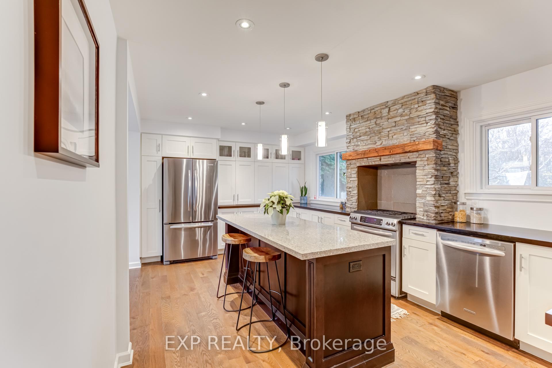 Photo 9 of 590 Stonebridge Lane, Pickering, West Shore — HOMEH