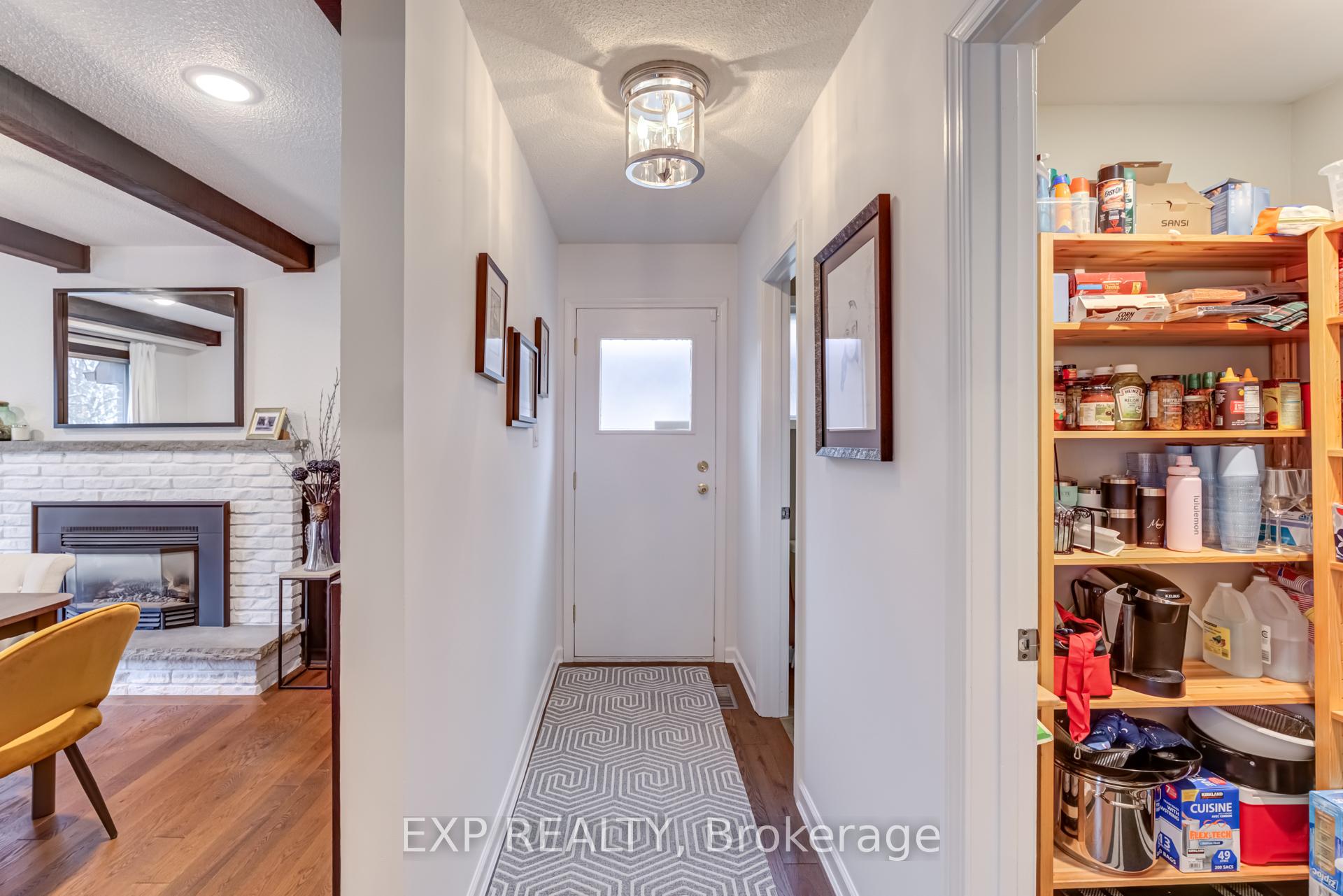Photo 13 of 590 Stonebridge Lane, Pickering, West Shore — HOMEH