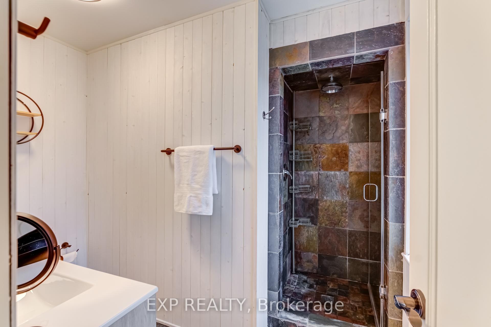 Photo 22 of 590 Stonebridge Lane, Pickering, West Shore — HOMEH