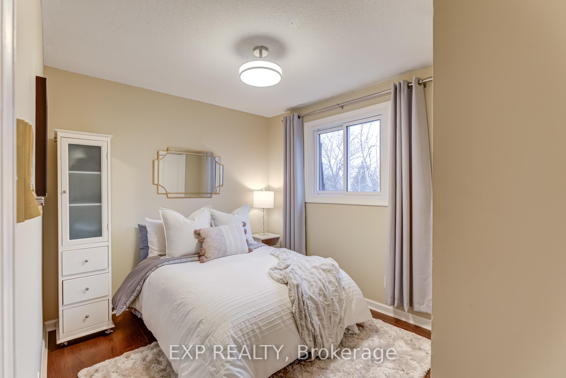 Photo 26 of 590 Stonebridge Lane, Pickering, West Shore — HOMEH