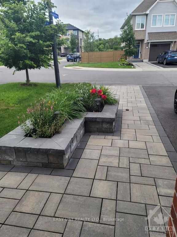 Photo 3 of 632 Cartographe Street, Ottawa, Camelot — HOMEH