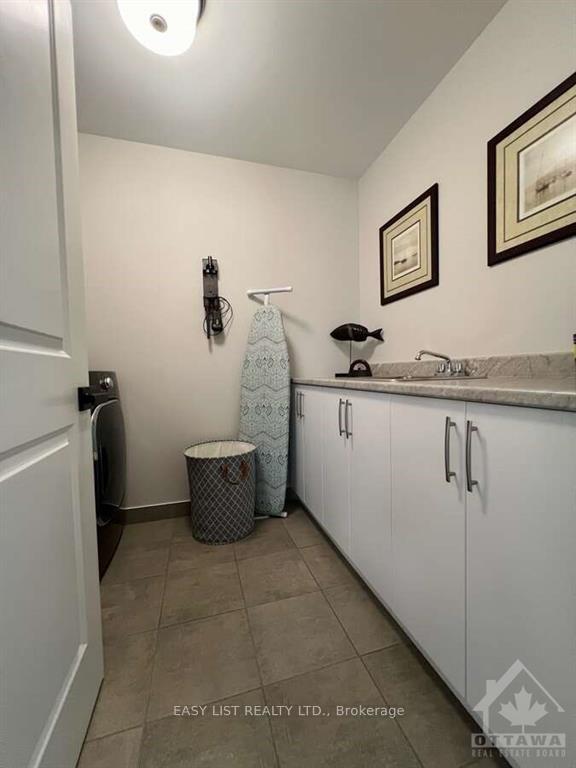 Photo 16 of 632 Cartographe Street, Ottawa, Camelot — HOMEH