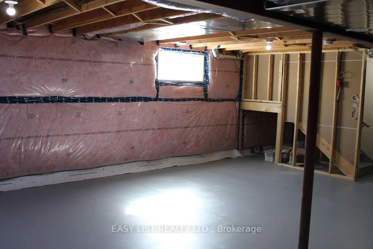 Photo 12 of 244 O'Neil Street, Peterborough, Monaghan Ward 2 — HOMEH