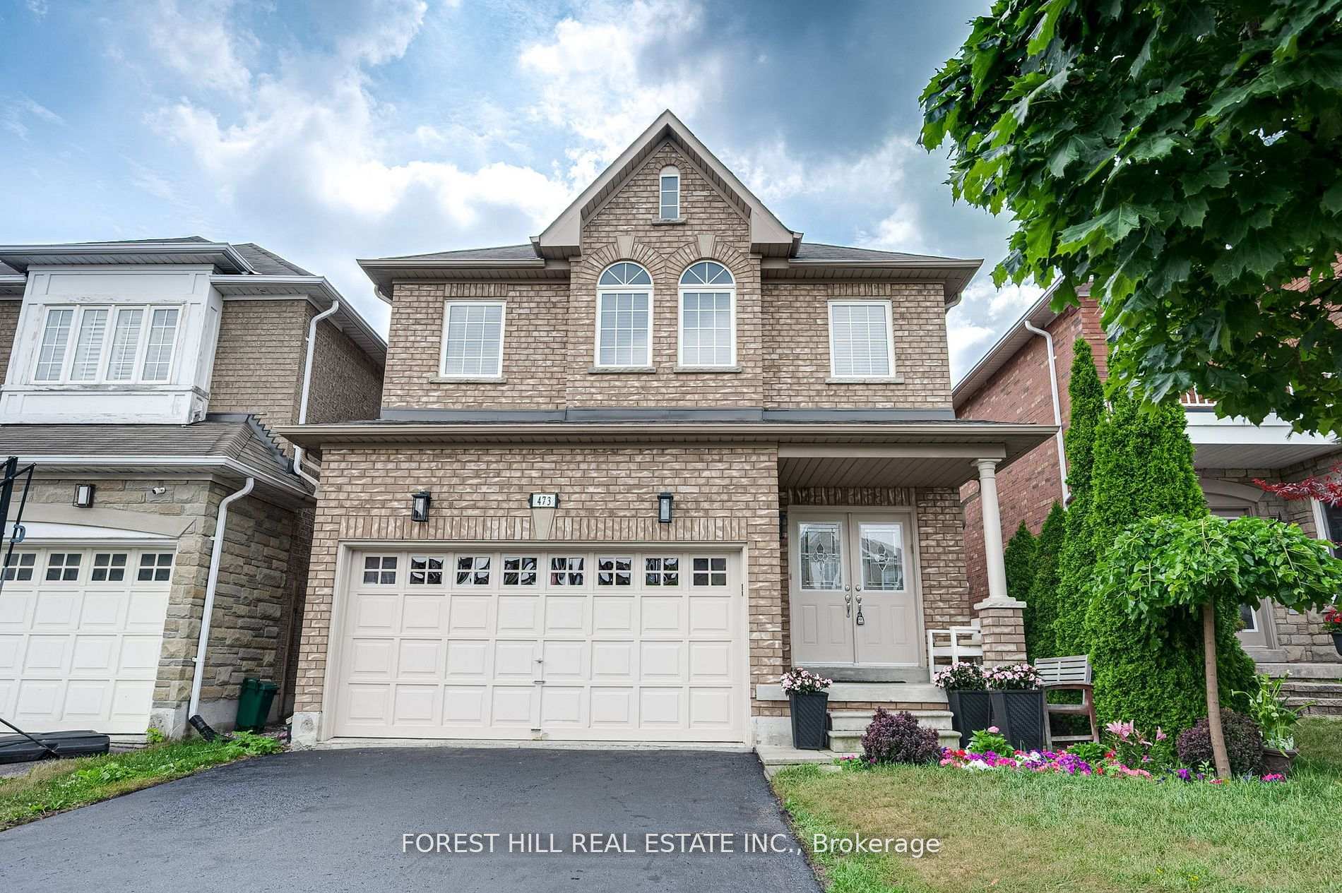 Front of 473 Apple Blossom Drive