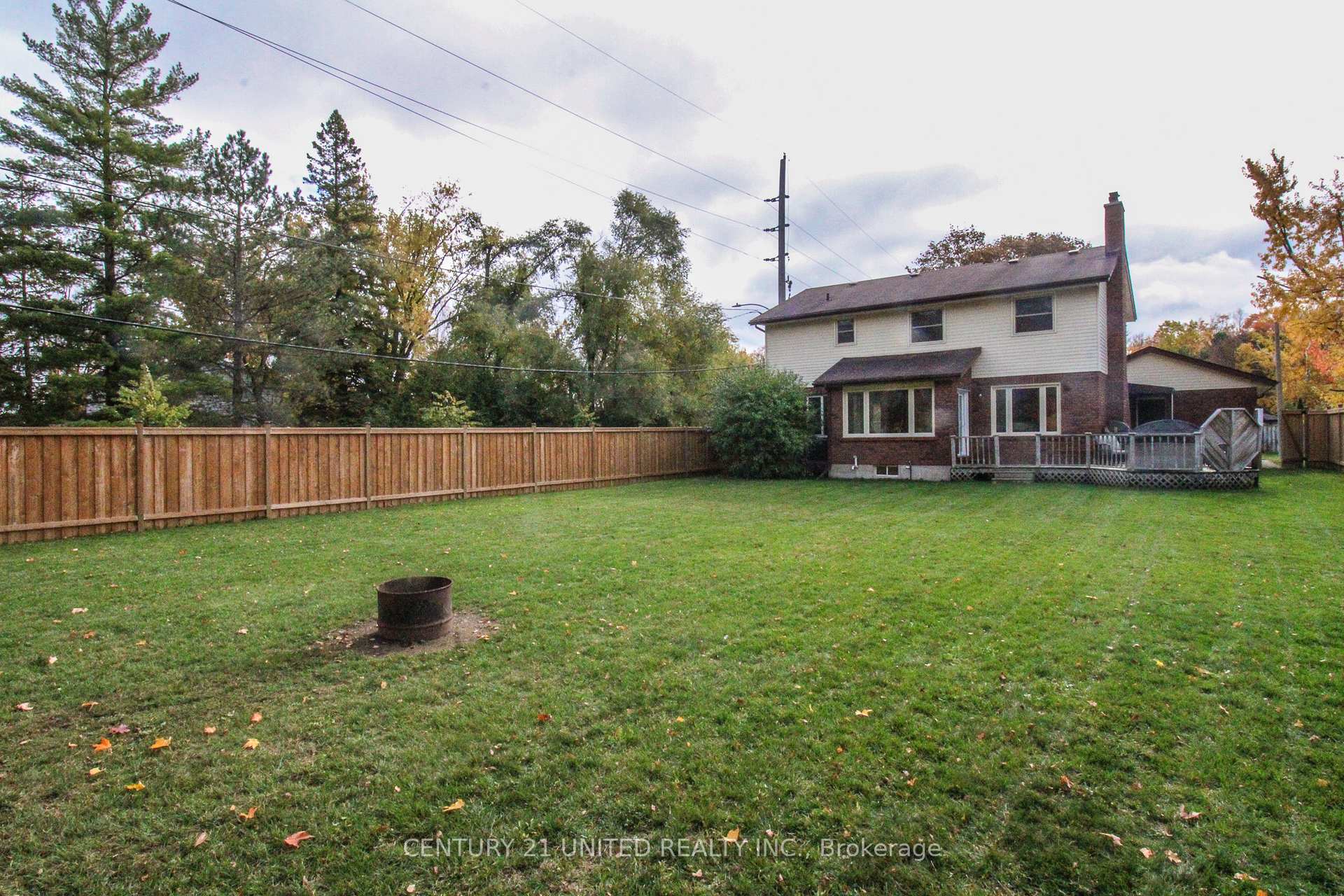Photo 5 of 220 Ridgewood Road, Peterborough, Monaghan Ward 2 — HOMEH