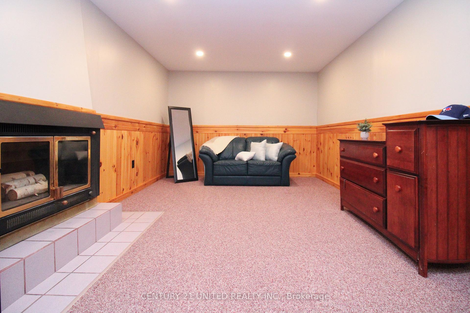 Photo 32 of 220 Ridgewood Road, Peterborough, Monaghan Ward 2 — HOMEH