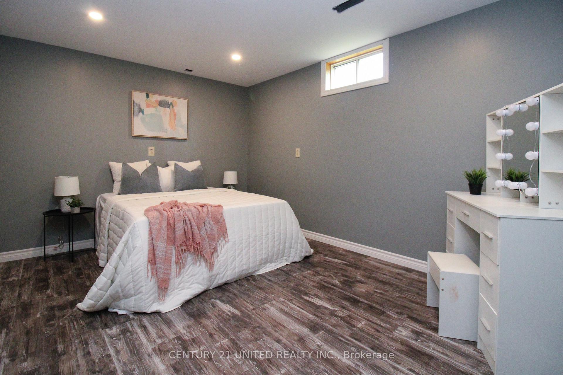 Photo 33 of 220 Ridgewood Road, Peterborough, Monaghan Ward 2 — HOMEH
