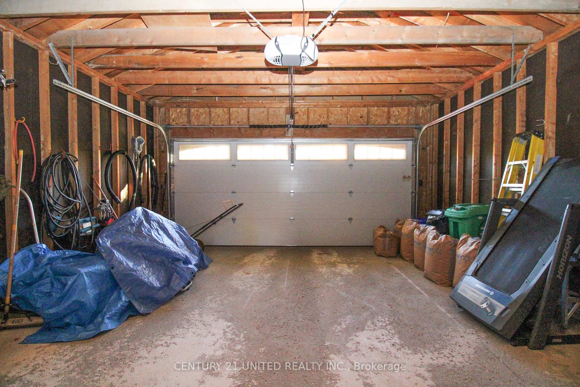 Photo 37 of 220 Ridgewood Road, Peterborough, Monaghan Ward 2 — HOMEH