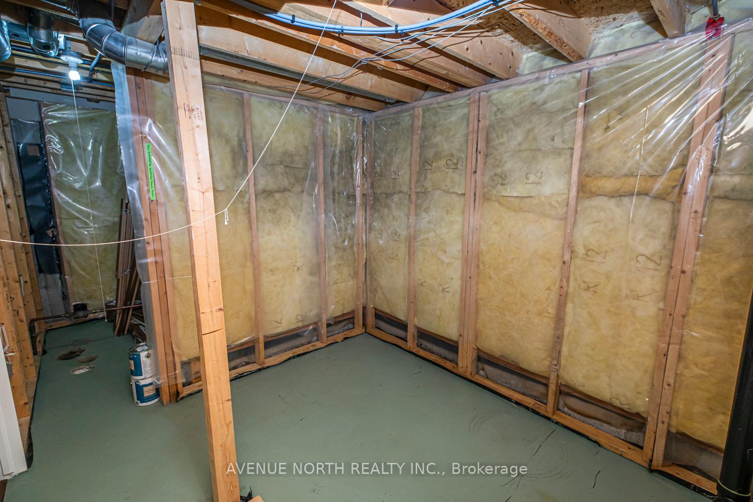Photo 24 of 497 Lawler Crescent, Ottawa, Chatelaine Village — HOMEH