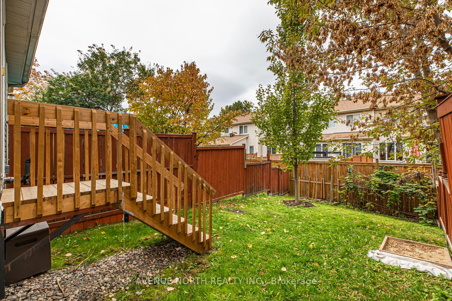 Photo 25 of 497 Lawler Crescent, Ottawa, Chatelaine Village — HOMEH