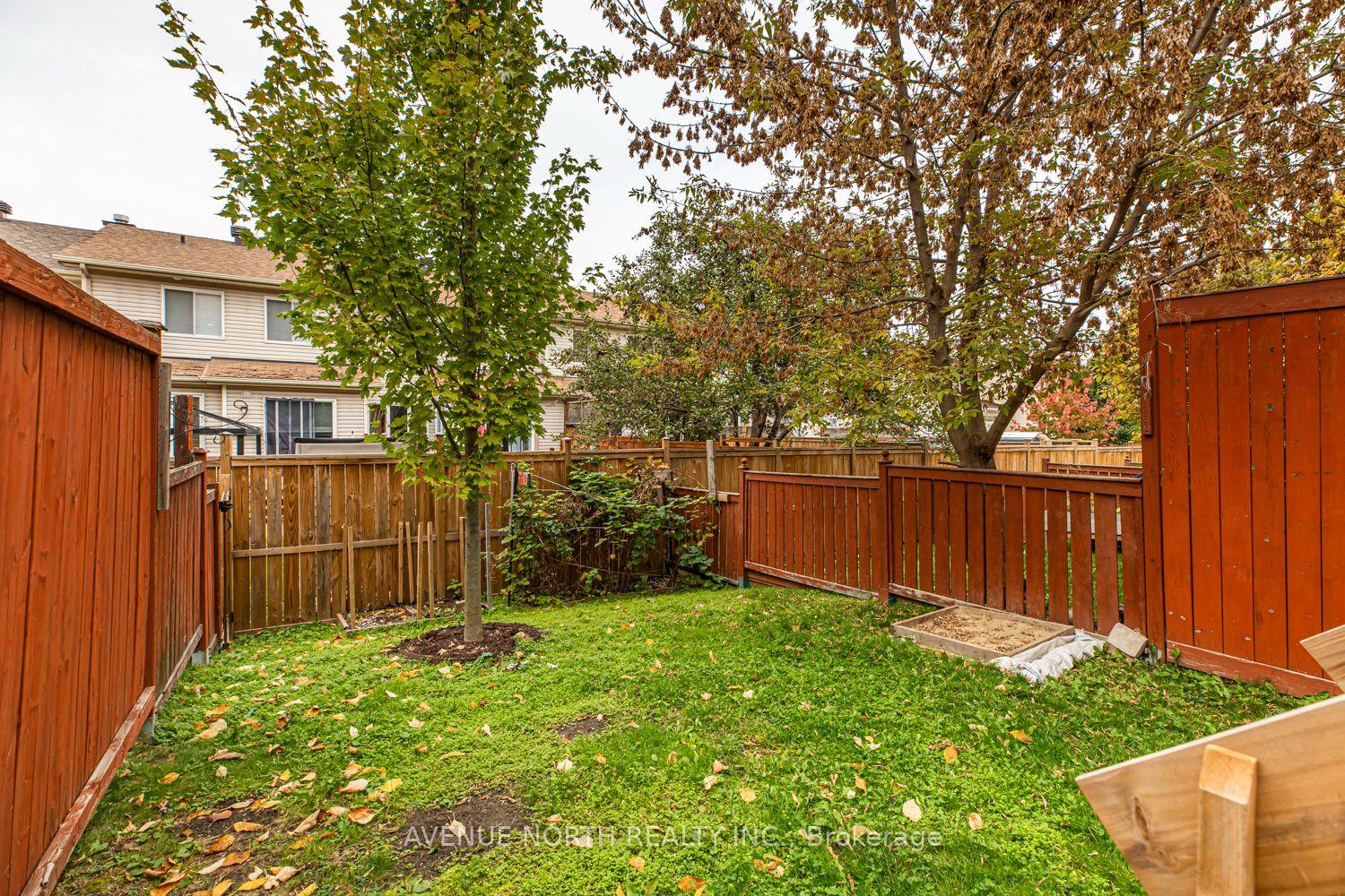 Photo 26 of 497 Lawler Crescent, Ottawa, Chatelaine Village — HOMEH