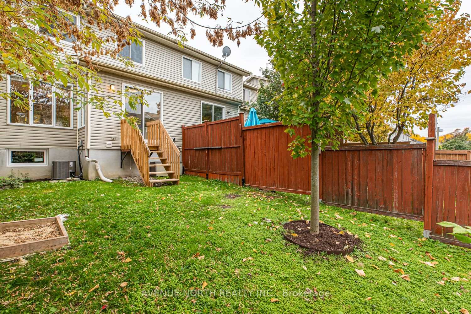 Photo 28 of 497 Lawler Crescent, Ottawa, Chatelaine Village — HOMEH