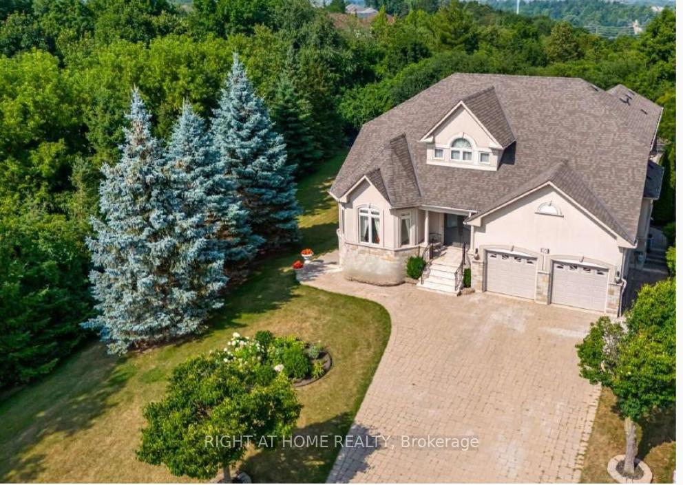 Photo 1 of 32 Rosa Court, Vaughan, Sonoma Heights — HOMEH