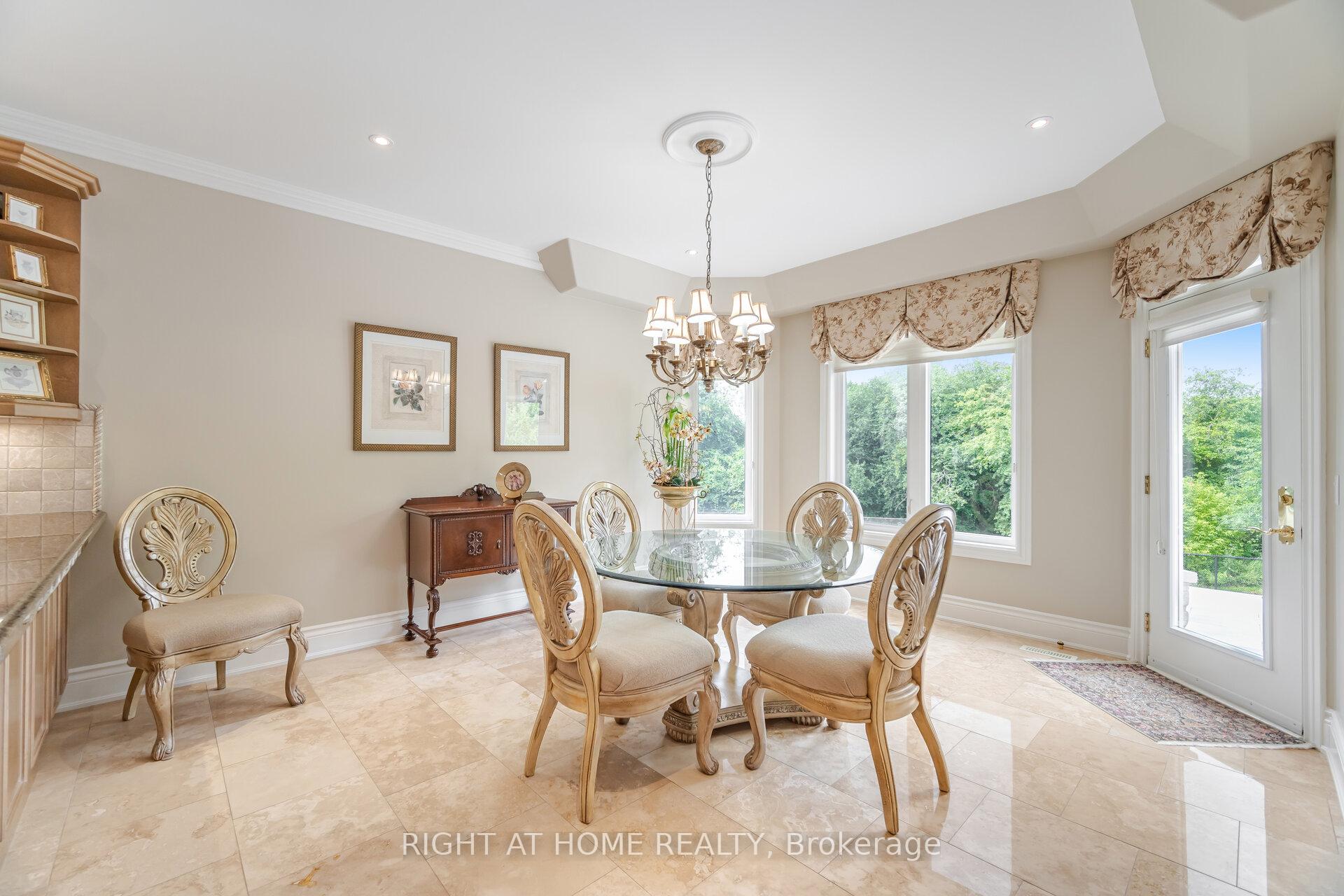 Photo 12 of 32 Rosa Court, Vaughan, Sonoma Heights — HOMEH