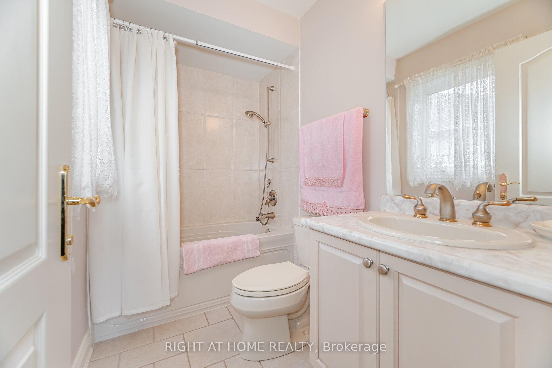 Photo 25 of 32 Rosa Court, Vaughan, Sonoma Heights — HOMEH