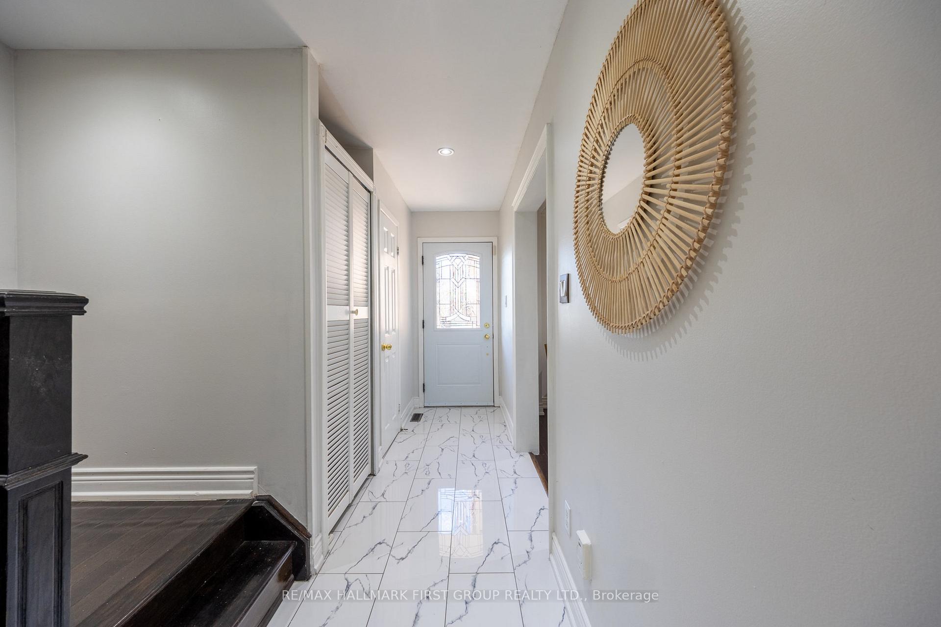 Photo 3 of 1011 Albacore Manor, Pickering, Bay Ridges — HOMEH