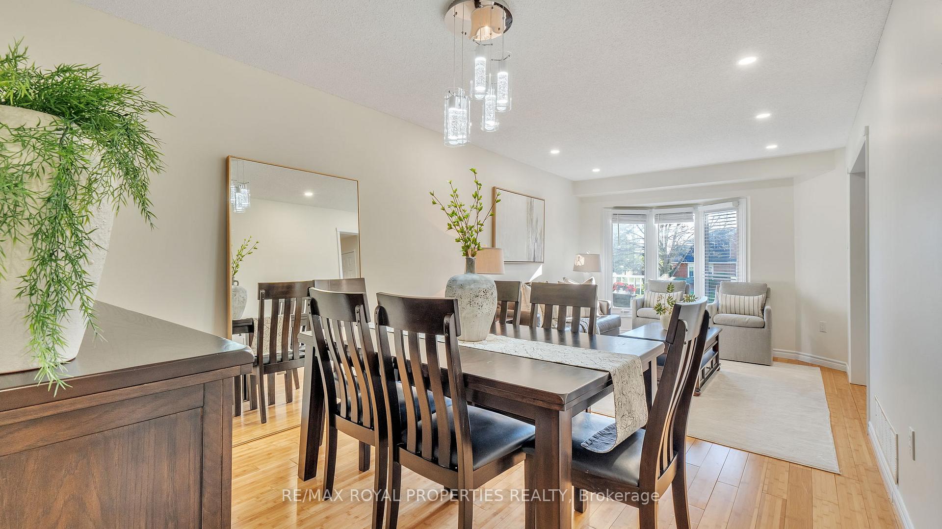 Photo 15 of 74 Erickson Drive, Whitby, Blue Grass Meadows — HOMEH