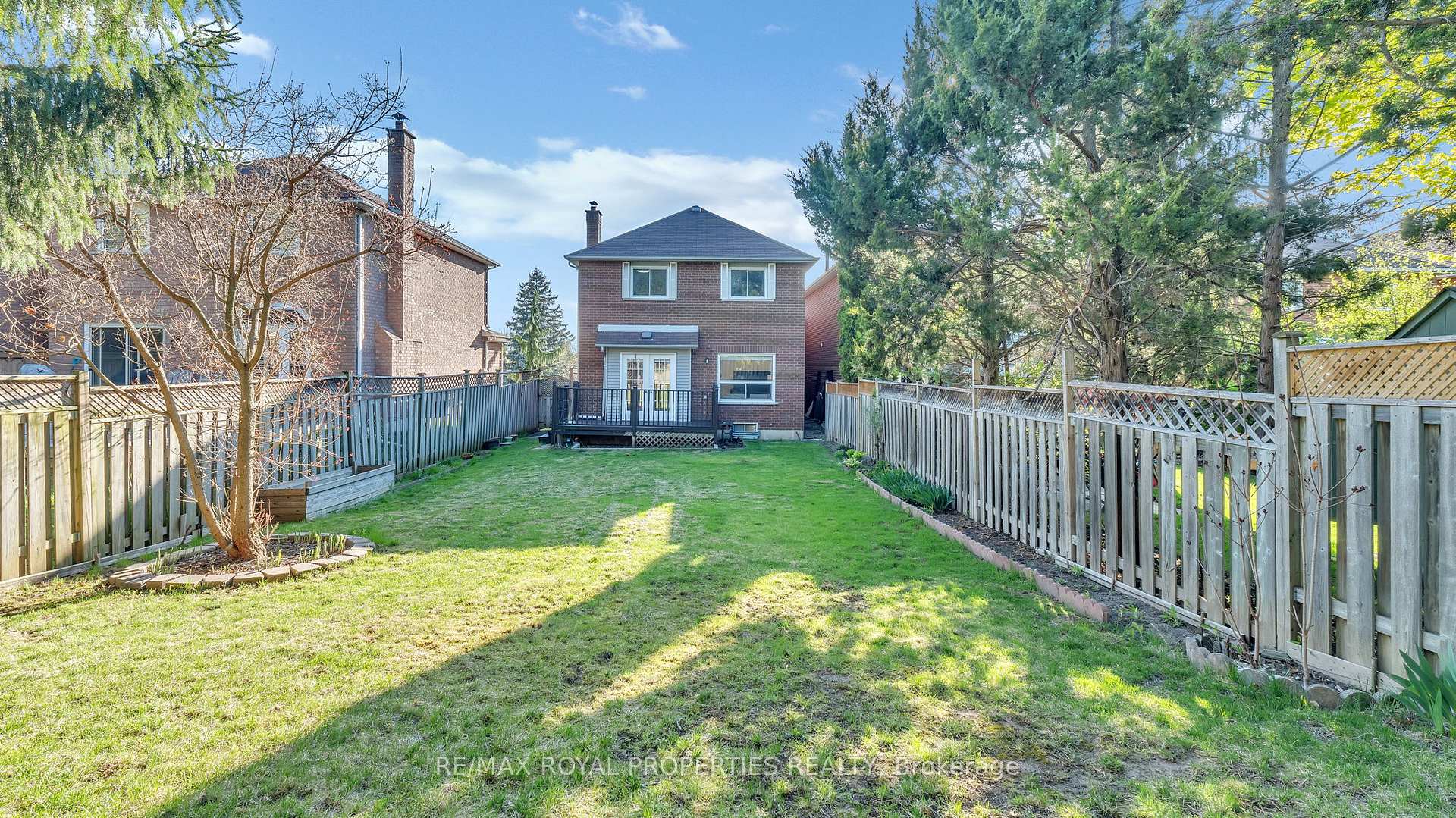 Photo 26 of 74 Erickson Drive, Whitby, Blue Grass Meadows — HOMEH