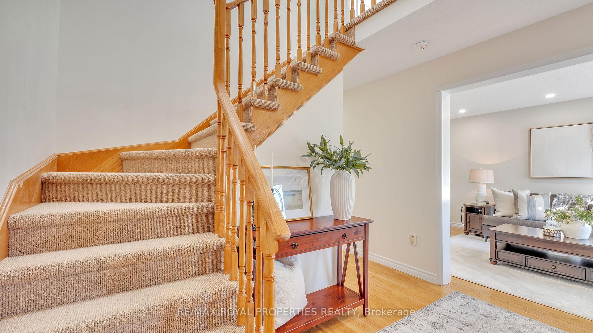Photo 27 of 74 Erickson Drive, Whitby, Blue Grass Meadows — HOMEH