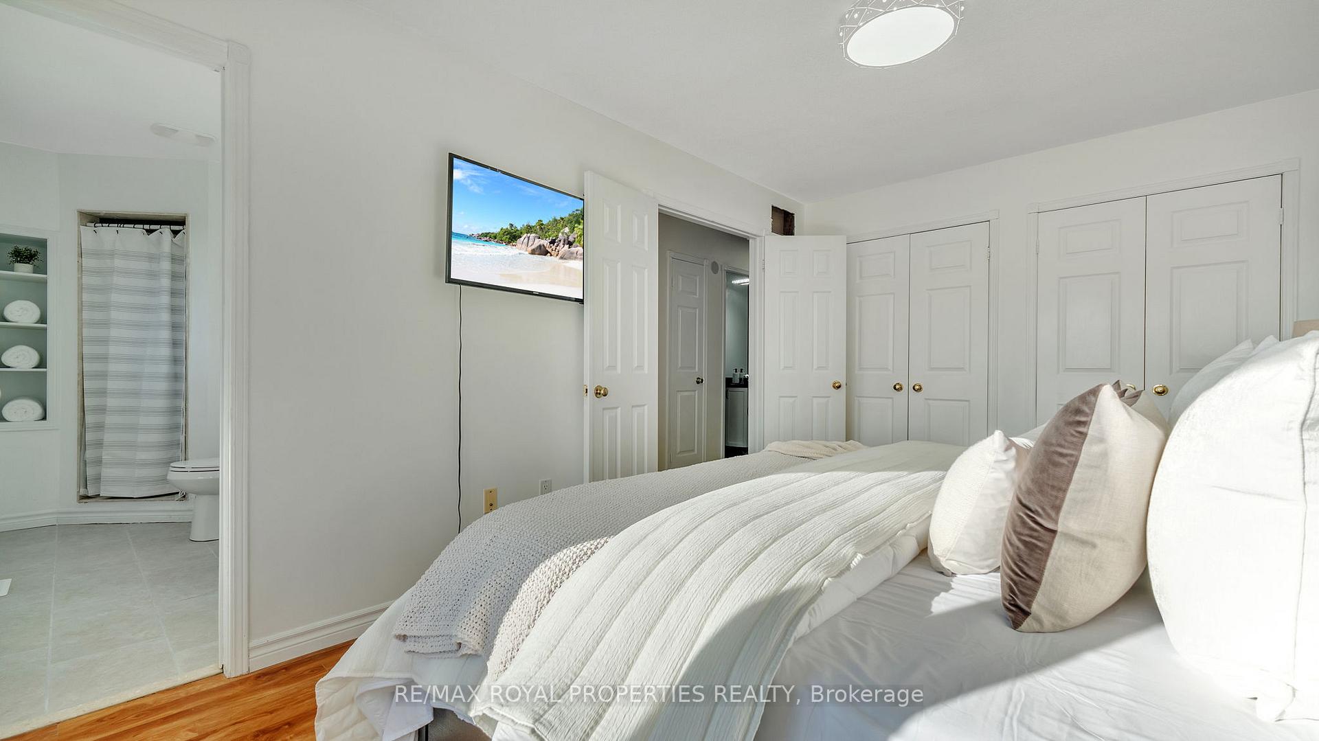 Photo 29 of 74 Erickson Drive, Whitby, Blue Grass Meadows — HOMEH