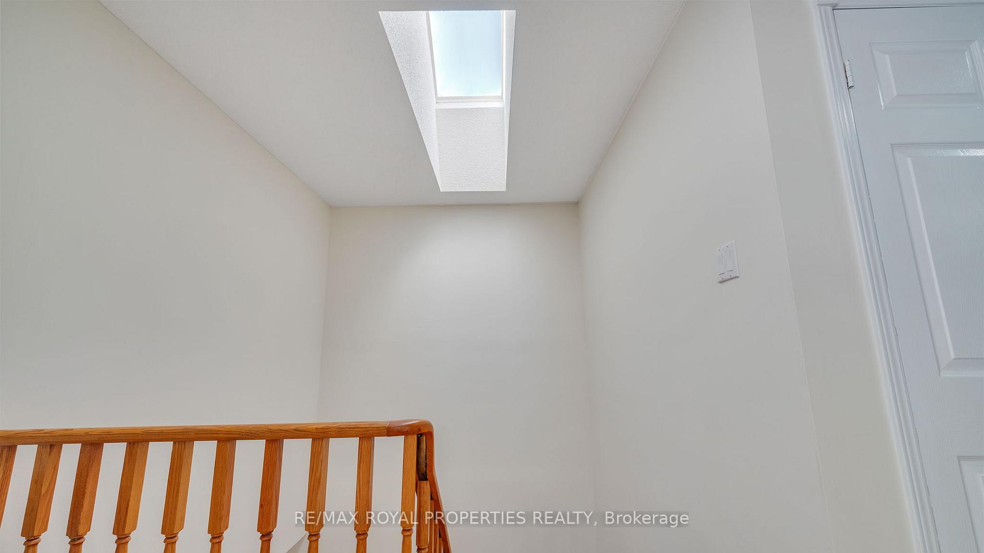 Photo 40 of 74 Erickson Drive, Whitby, Blue Grass Meadows — HOMEH