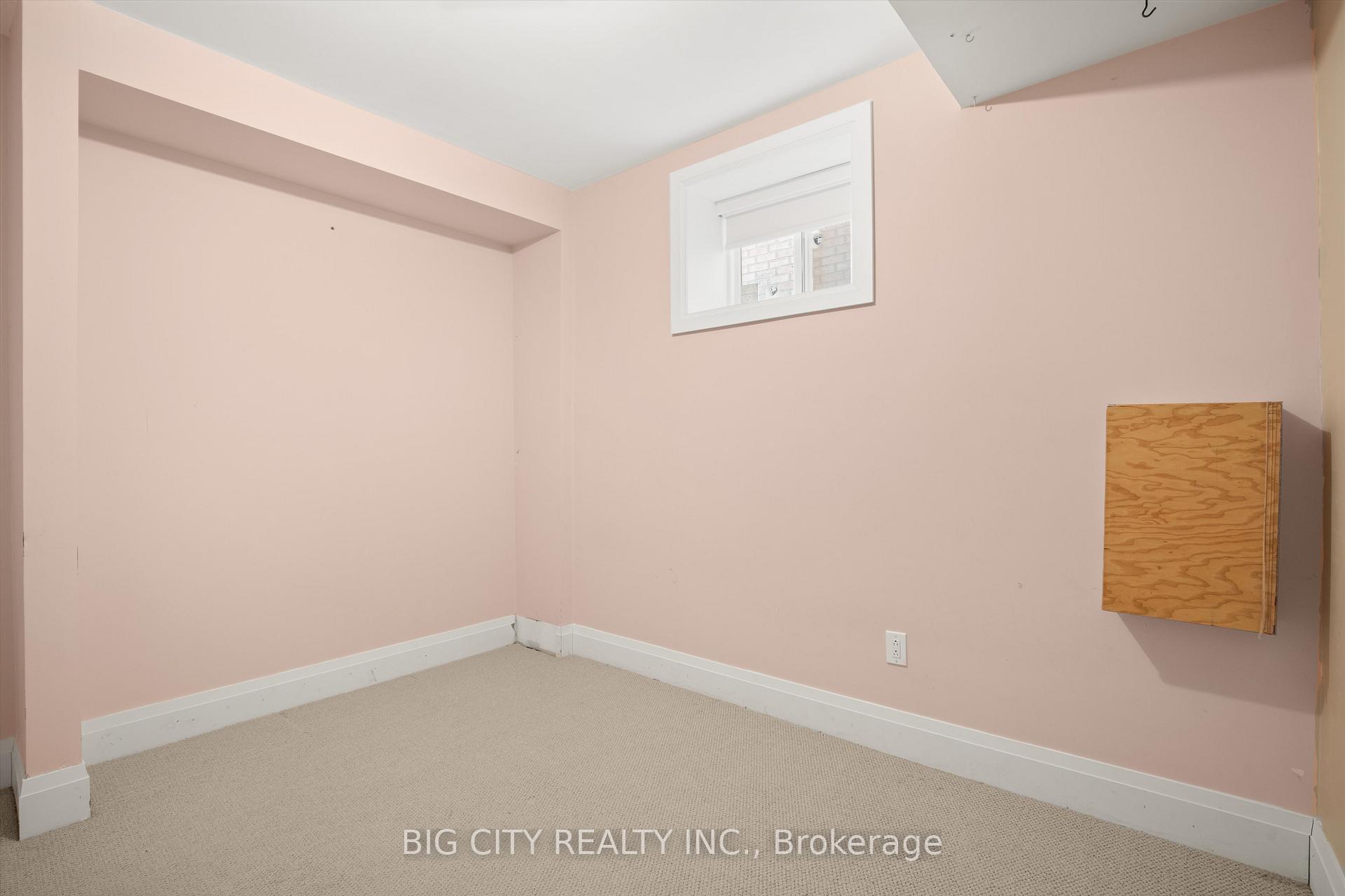 Photo 20 of Unit 2, 7698 Kipling Avenue, Vaughan, Vaughan Grove — HOMEH