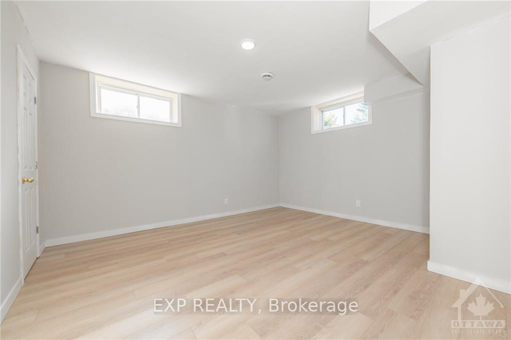 Photo 14 of 1620 Sequoia Drive, Ottawa, Cumberland Ridge — HOMEH